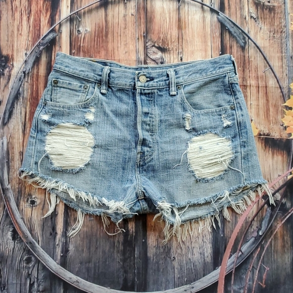 Levi's jean shorts - Picture 1 of 8